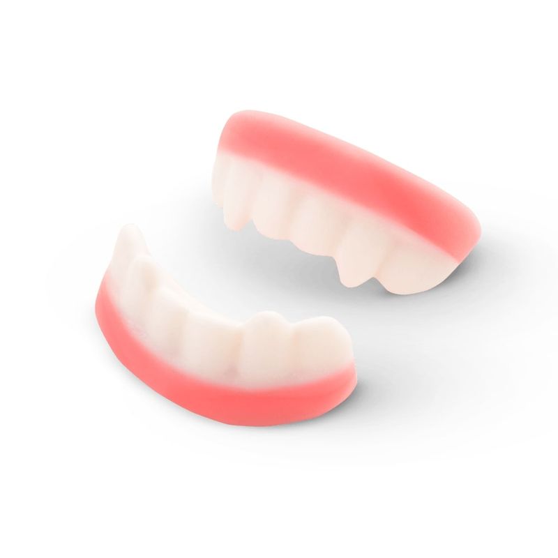 geltines-dentes-de-vampiro-5906-IND_at